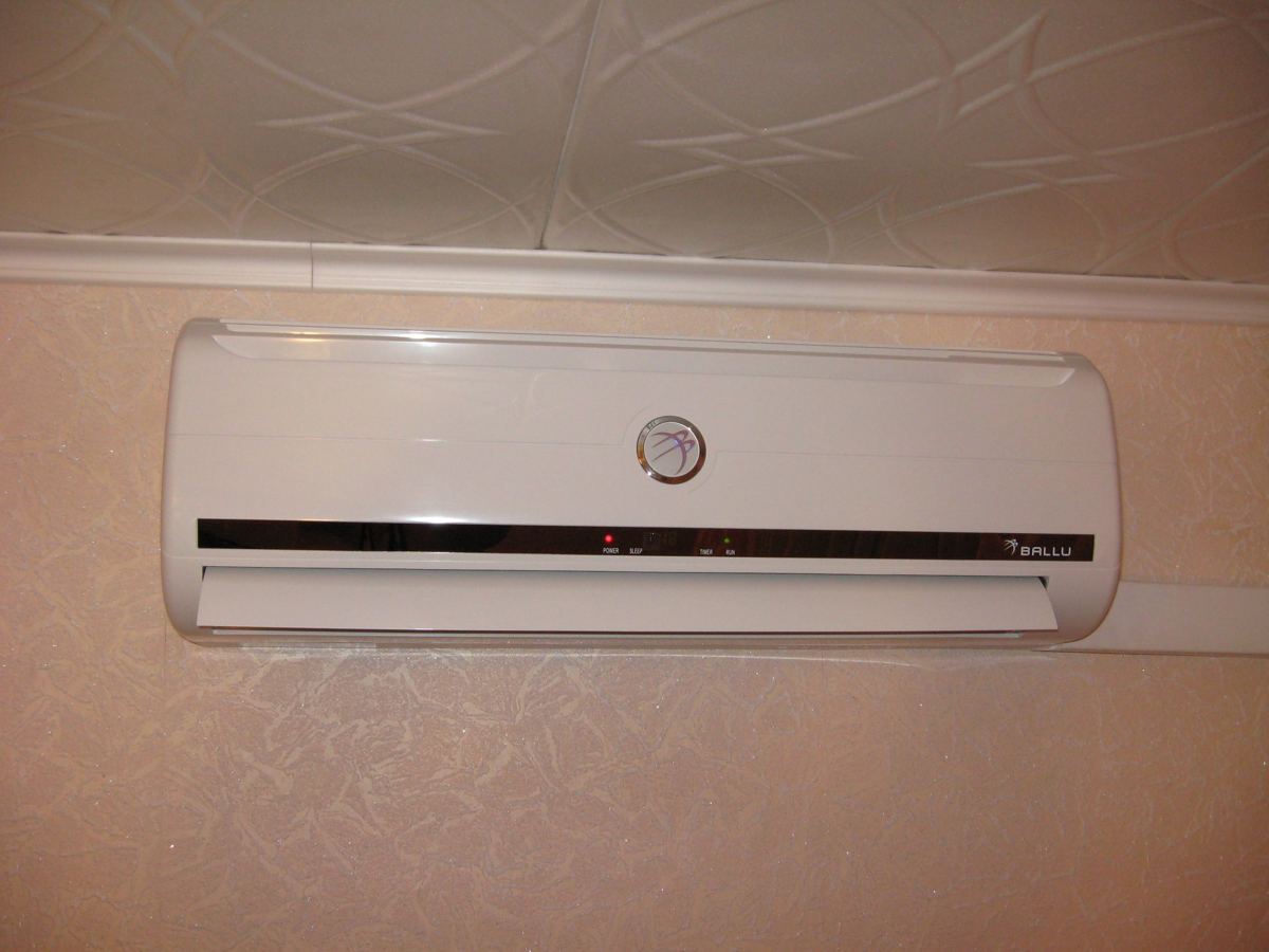 Wall-mounted mini split indoor unit